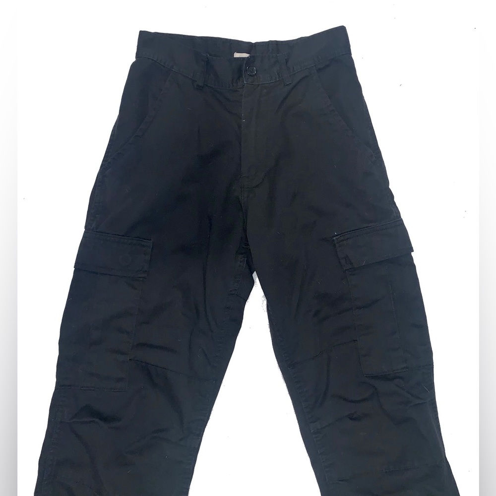 Bendy melville cargo pants